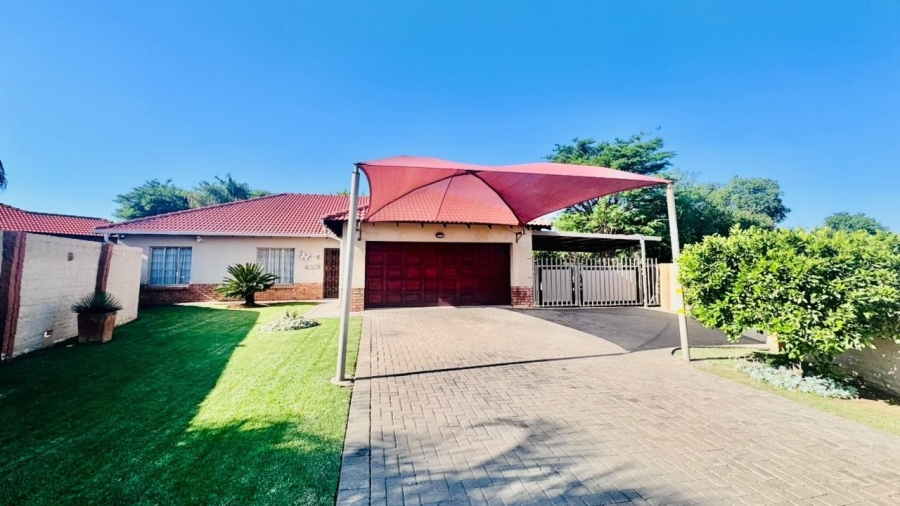 3 Bedroom Property for Sale in Waterkloof East North West